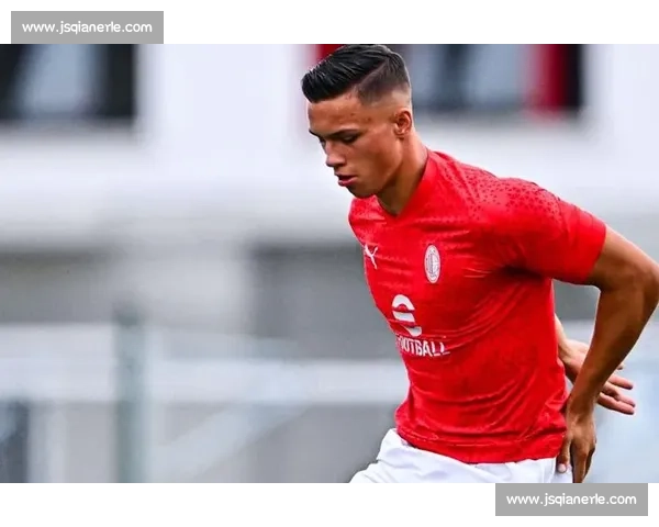 米兰官宣贾沙里签约至 2030 年！22 岁瑞士中场拒绝 7 队诱惑，红黑军团中场革新启幕