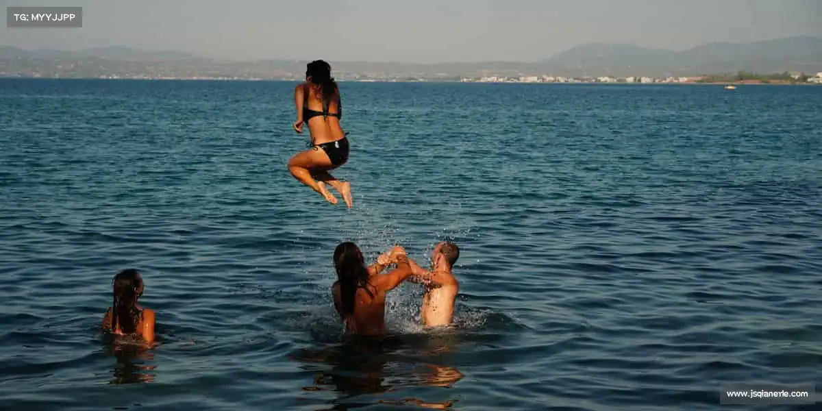 <strong>beats365</strong>🥊拳头握紧的是勇气，挥出的是对生活的热爱！